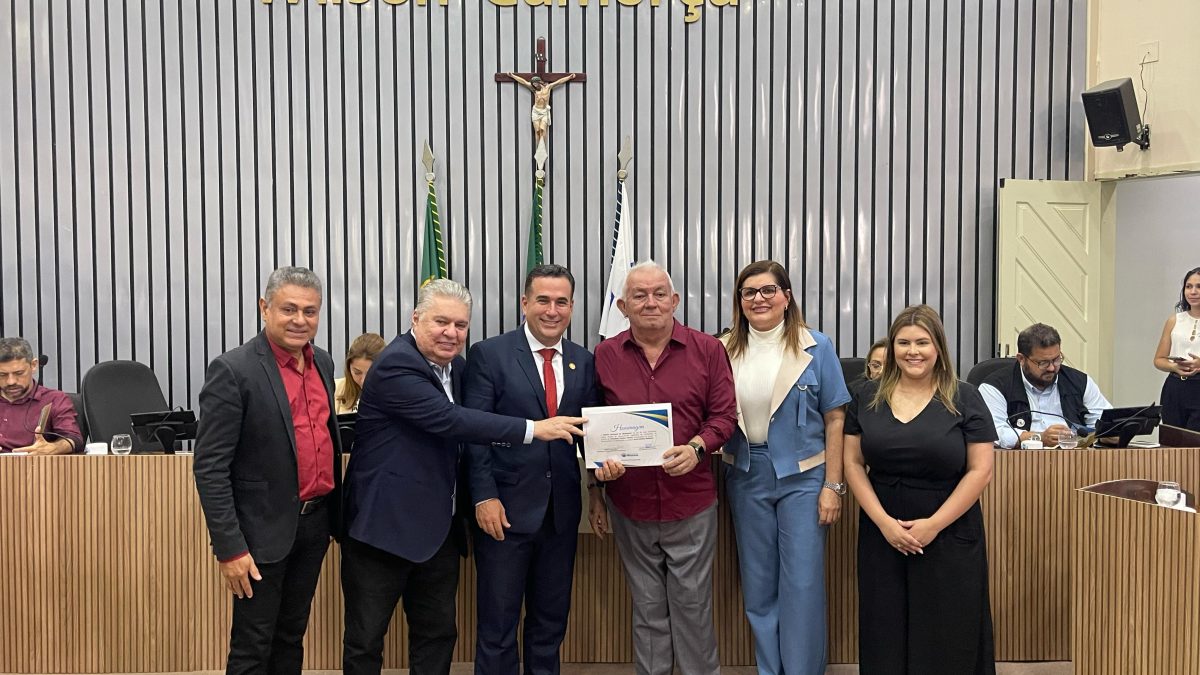 A Câmara de Vereadores de Maracanaú realizou uma Sessão Solene de homenagem ao documentário AS MARAKÃNAS, O PAPEL DAS MULHERES NA EMANCIPAÇÃO DE MARACANAÚ.